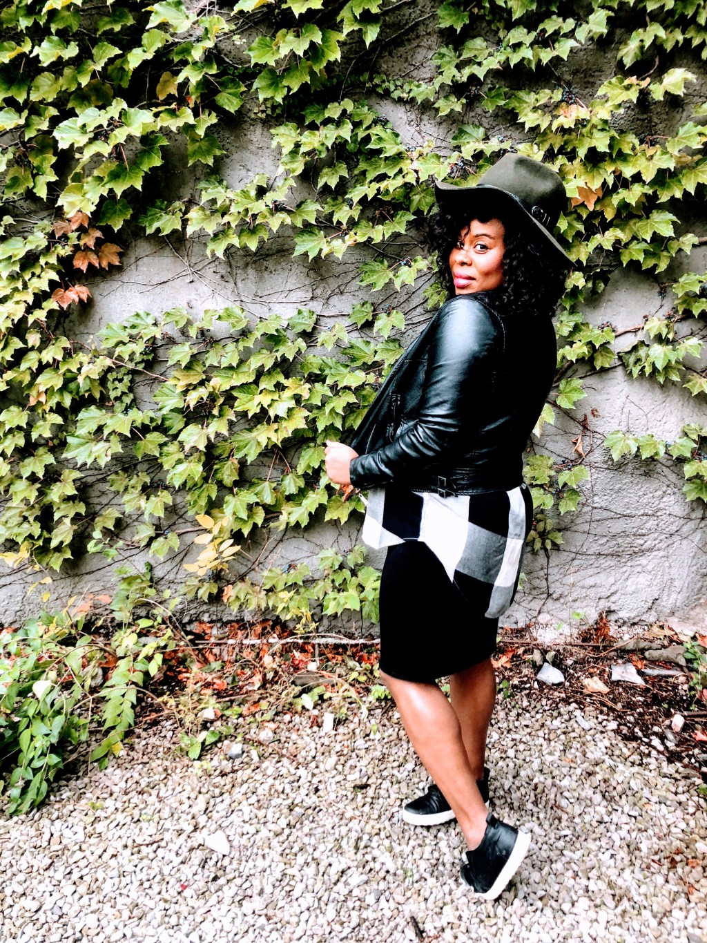 3rd Trimester Style Challenge; Staying Fine with Only&nbsp;9.